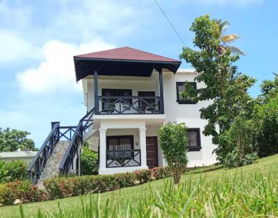 Holiday rental, Two-bedroom apartment 10m from the beach in Samaná