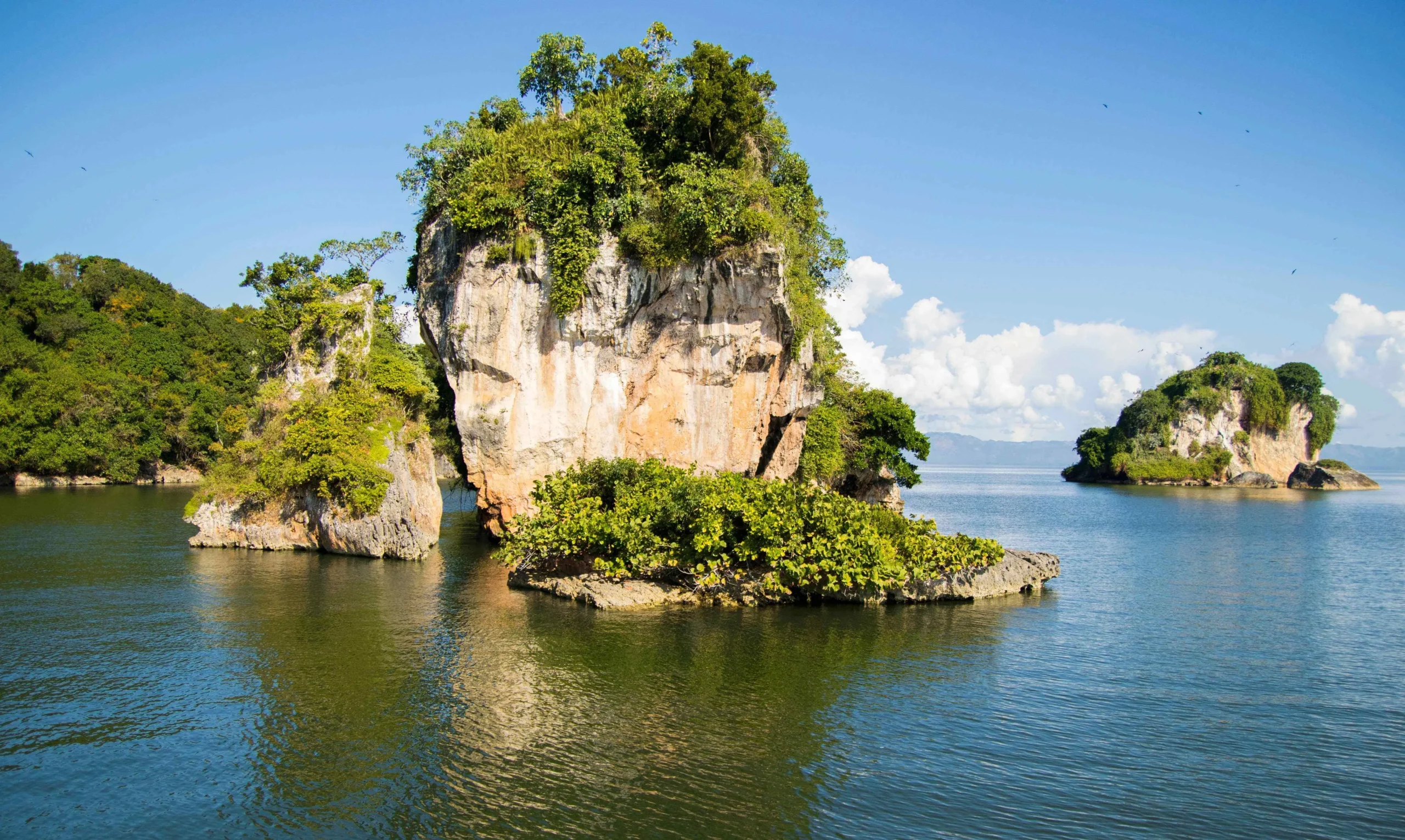 los haitises national park in samaná