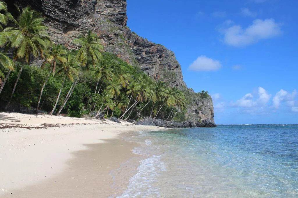 Playa Frontón
