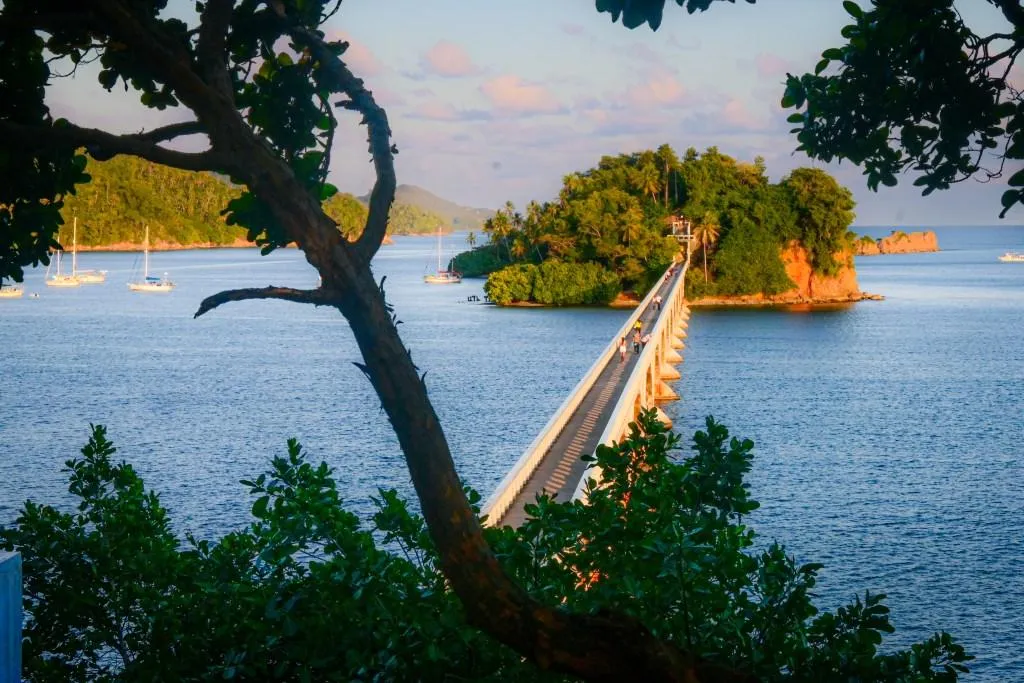 the samaná bridge